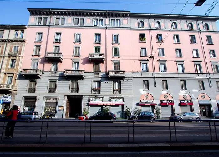 Luxury&spacious apartment (Bocconi)